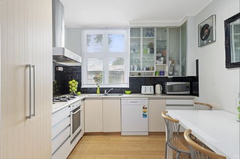 Photo of property in 1/167 Springfield Road, St Albans, Christchurch, 8014