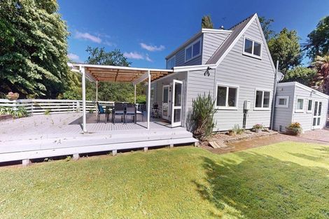 Photo of property in 6 Calder Road, Lake Okareka, Rotorua, 3076