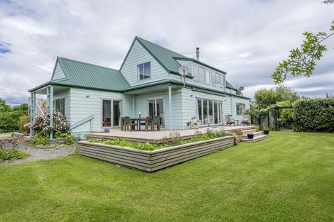 Photo of property in 21 Atkinson Avenue, Otaki Beach, Otaki, 5512