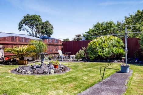 Photo of property in 40 High Street East, Waitara, 4320