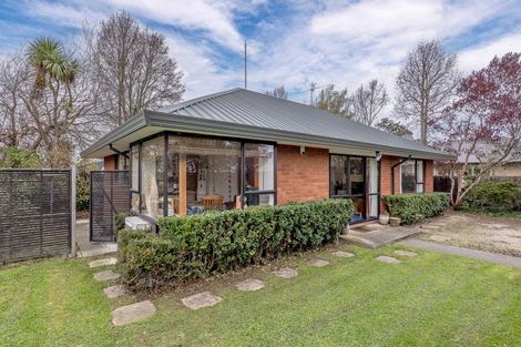 Photo of property in 1/650 Barbadoes Street, Edgeware, Christchurch, 8013