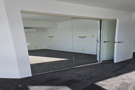 Photo of property in 2/8a Audrey Road, Takapuna, Auckland, 0620