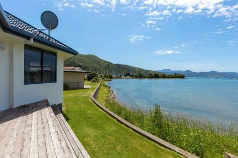 Photo of property in 291b Waikawa Road, Waikawa, Picton, 7220