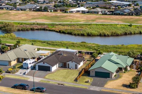 Photo of property in 62 Calypso Drive, Papamoa Beach, Papamoa, 3118