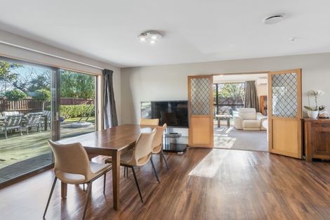 Photo of property in 20 Takaro Avenue, Sockburn, Christchurch, 8042