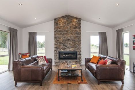 Photo of property in 127b Oruawharo Road, Topuni, Wellsford, 0975