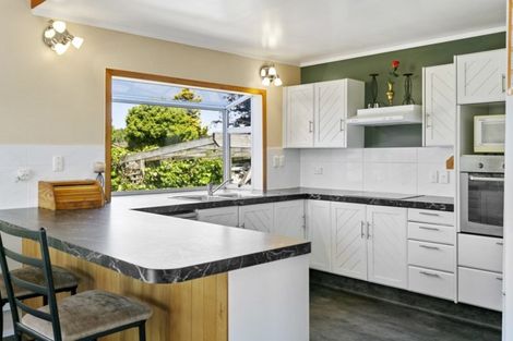 Photo of property in 2 Newberry Place, Richmond Heights, Taupo, 3330