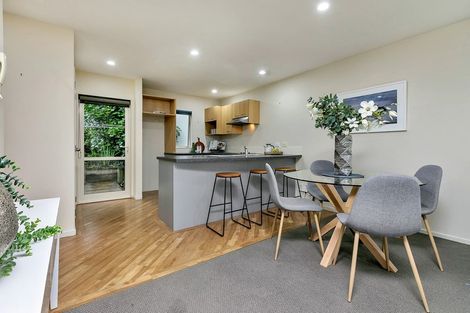 Photo of property in 3/48a Exmouth Road, Northcote, Auckland, 0627