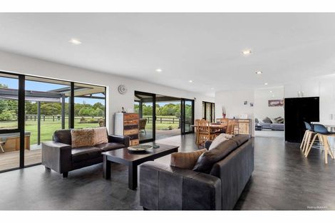 Photo of property in 109 Waitotara Drive, Waipapa, 0230
