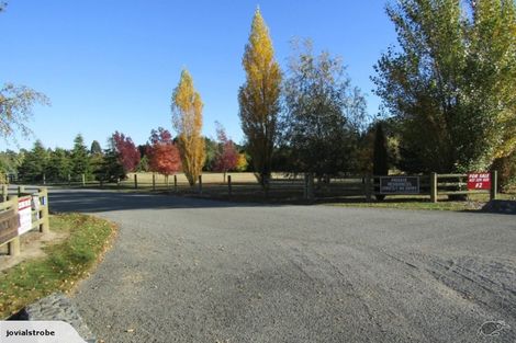 Photo of property in 2 Joshua Place, Helensburgh, Dunedin, 9010