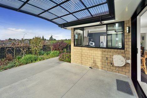 Photo of property in 10 Allanah Place, Te Puke, 3119