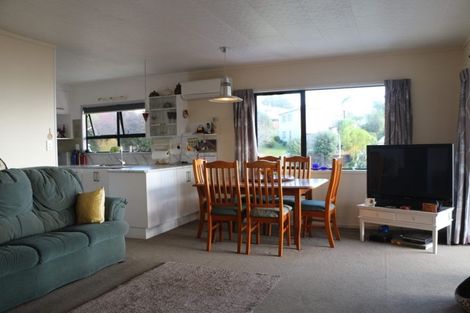 Photo of property in 54 Stratford Drive, Cable Bay, 0420