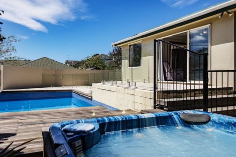 Photo of property in 232 Lake Terrace Road, Shirley, Christchurch, 8061