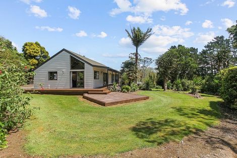 Photo of property in 1304 Glenbrook Road, Glenbrook, Waiuku, 2681