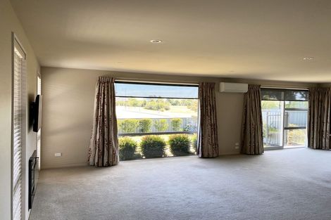 Photo of property in 94 Mcmahon Drive, Aidanfield, Christchurch, 8025