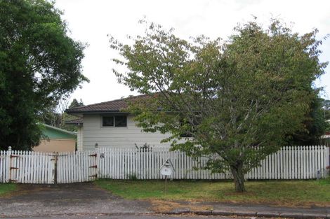 Photo of property in 25 Serwayne Place, Sunnyvale, Auckland, 0612