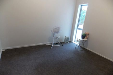 Photo of property in 2/368 Stokes Valley Road, Stokes Valley, Lower Hutt, 5019