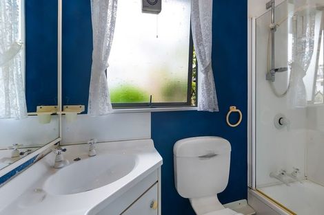 Photo of property in 53 Stratford Drive, Cable Bay, 0420