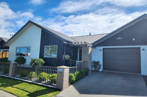 Photo of property in 19 Farnborough Way, Rolleston, 7615