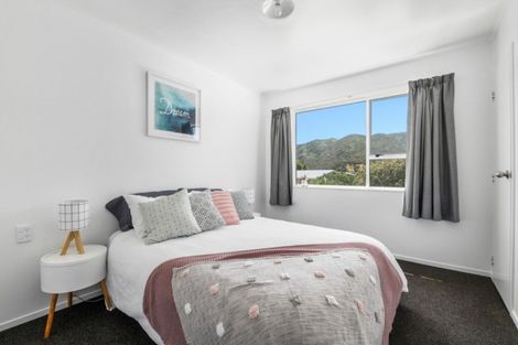 Photo of property in 11 Bexley Grove, Wainuiomata, Lower Hutt, 5014