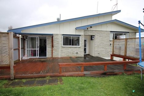 Photo of property in 48 Queen Street, Dannevirke, 4930