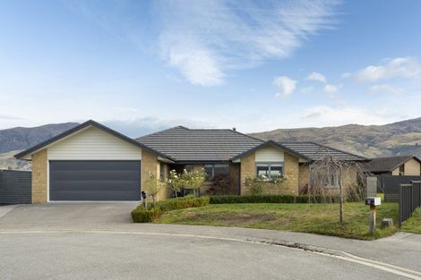 Photo of property in 22 Magnetic Place, Cromwell, 9310