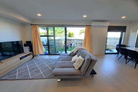 Photo of property in 69b Astley Avenue, New Lynn, Auckland, 0600