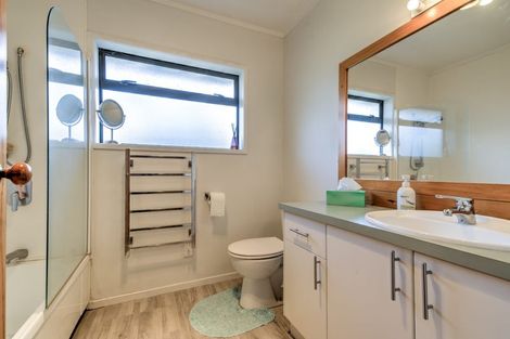 Photo of property in 61 Vardon Road, St Andrews, Hamilton, 3200