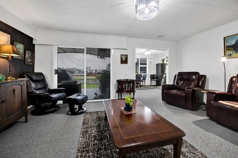 Photo of property in 6 Davidson Street, Hawera, 4610