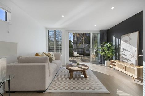 Photo of property in 2/204 Edgeware Road, Edgeware, Christchurch, 8013