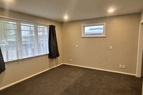 Photo of property in 73 Martin Road, Paraparaumu Beach, Paraparaumu, 5032