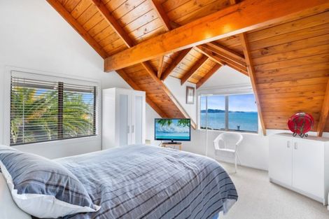 Photo of property in 21 Kahurangi Place, Snells Beach, 0920