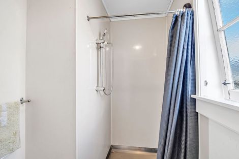 Photo of property in 6 Fairs Road, Milson, Palmerston North, 4414