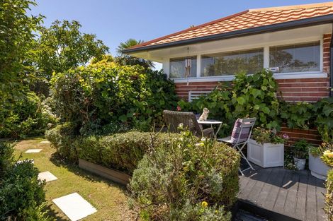 Photo of property in 149 Memorial Avenue, Burnside, Christchurch, 8053