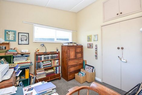 Photo of property in 22 Victoria Street, Carterton, 5713