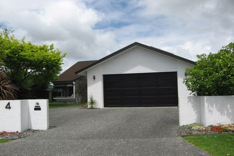 Photo of property in 4 Adios Place, Conifer Grove, Takanini, 2112