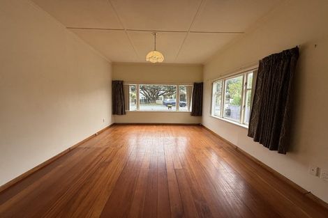 Photo of property in 187 The Parade, Island Bay, Wellington, 6023