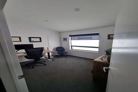 Photo of property in 1b Mamari Street, Rongotai, Wellington, 6022