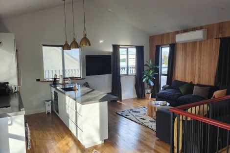 Photo of property in 84 Alpha Street, Cambridge, 3434