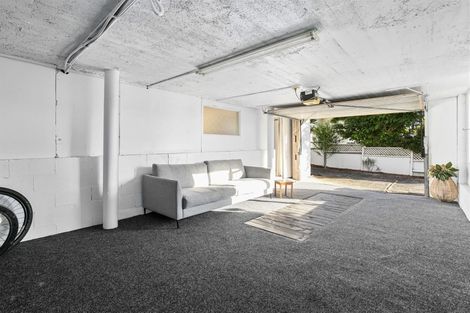 Photo of property in 55 Rawene Road, Birkenhead, Auckland, 0626