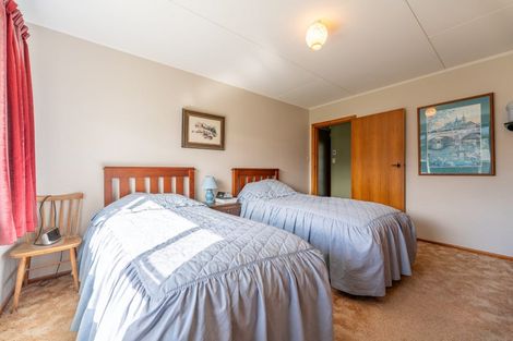 Photo of property in 10 Gorge Road, Waimate, 7924