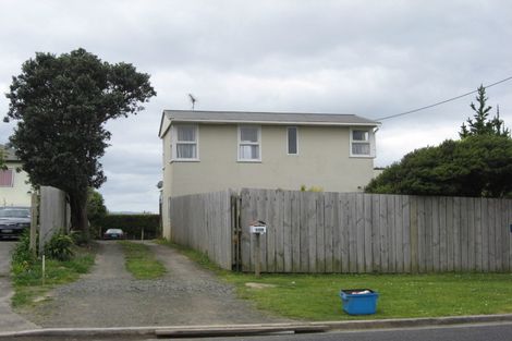 Photo of property in 1374 Whangaparaoa Road, Army Bay, Whangaparaoa, 0930