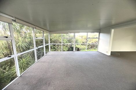 Photo of property in 58 Sunnyside Road, Sunnyvale, Auckland, 0612