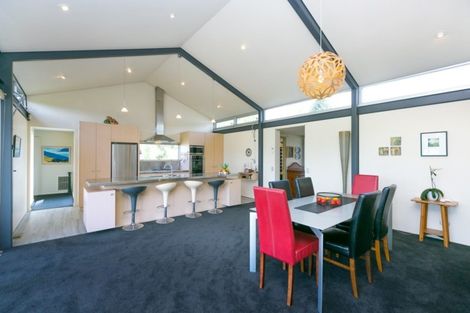 Photo of property in 129 Richmond Road, Brixton, New Plymouth, 4373