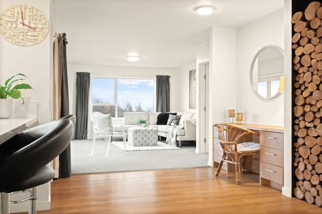 Photo of property in 1a Portland Place, Shiel Hill, Dunedin, 9013