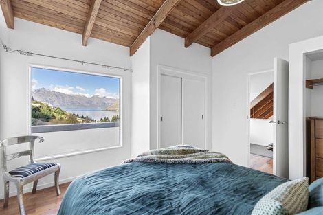 Photo of property in 17 Arawata Terrace, Fernhill, Queenstown, 9300