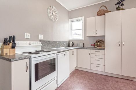 Photo of property in 811 Albert Street, Parkvale, Hastings, 4122