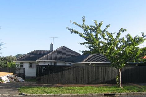 Photo of property in 79 Tahapa Crescent, Meadowbank, Auckland, 1072