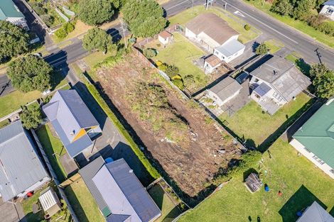 Photo of property in 19 Karewa Street, Castlecliff, Wanganui, 4501