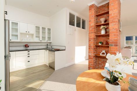 Photo of property in 17 Hornsey Road, Melrose, Wellington, 6023